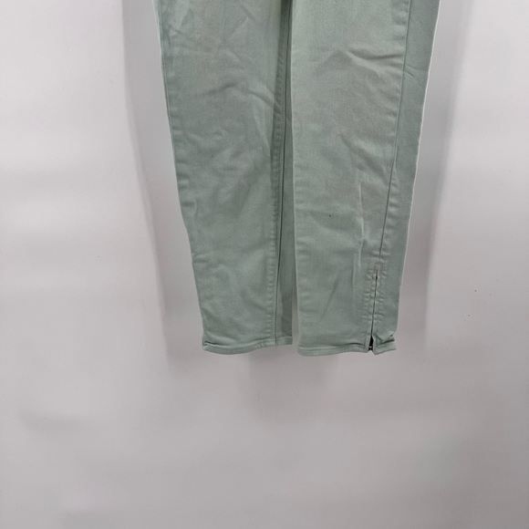 Madewell Green Ankle Cropped Jeans - Picture 3 of 10